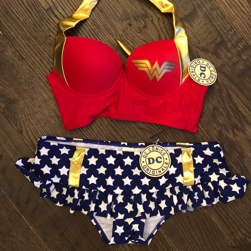 DC Comics Wonder Woman bikini